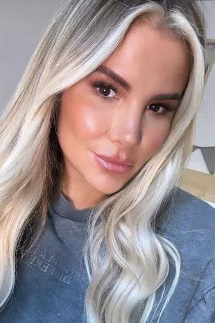 怀孕的《TOWIE》女星Georgia Kousoulou因“行动不便”被送往医院